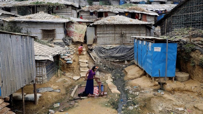 PBB Ingin Kumpulkan Bantuan Rp 12,7 T untuk Rohingya di Bangladesh PBB Ingin Kumpulkan Bantuan Rp 12,7 T untuk Rohingya di Bangladesh