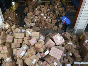 Belanja Online Rampung, Sampah Kardus Menggunung