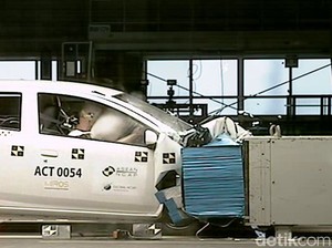 Diuji Tabrak, Toyota Jadi Merek yang Paling Banyak Dapat Bintang