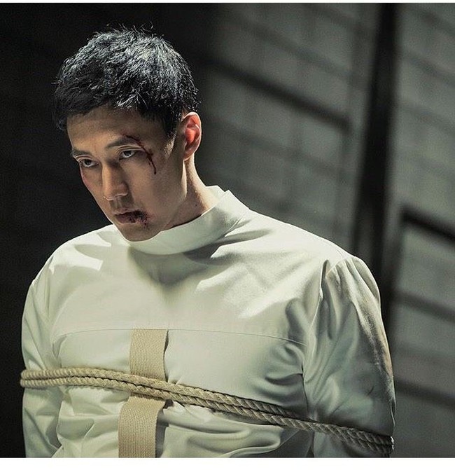 Lawan main Shin Min Ah di drama Oh My Venus ini juga jadi salah satu aktor dengan bayaran tertinggi di Korea. So Ji Sub dibayar USD 67 ribu atau Rp 976 juta lebih per episodenya. Foto: Instagram @mbcdrama_now