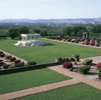 Bangunan ini berdiri di atas lahan seluas 10,5 hektar, dengan taman yang memiliki luas 6 hektar. Foto: Getty Images