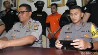 Wahyu mengatakan Haris Simamora pertama-tama membunuh sang kepala keluarga, Daperum Nainggolan, terlebih dahulu. Dia kemudian membunuh istri Daperum, Maya Ambarita lalu kedua anak pasangan tersebut, Sarah dan Arya.