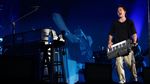 Aksi Penuh Pesona Charlie Puth Konser di Jakarta