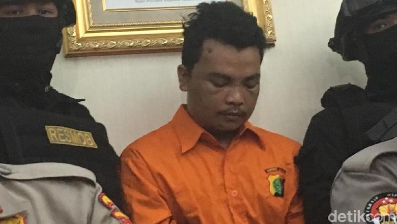 Haris Simamora Pakai Linggis dari Brankas Korban Pembunuhan Haris Simamora Pakai Linggis dari Brankas Korban Pembunuhan