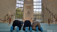 Alamat masjid ini ada di di Venloer Strasse 160, Cologne, Jerman. Foto: Ahmad Toriq/detikcom