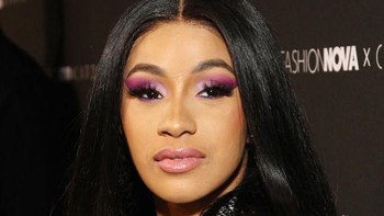 Di urutan ke 8, ada Cardi B. Rata-rata, ia melakukan 293 posting tiap bulan, dengan rincian 60 kali di Instagram dan 233 kali di Twitter. Foto: Getty Images