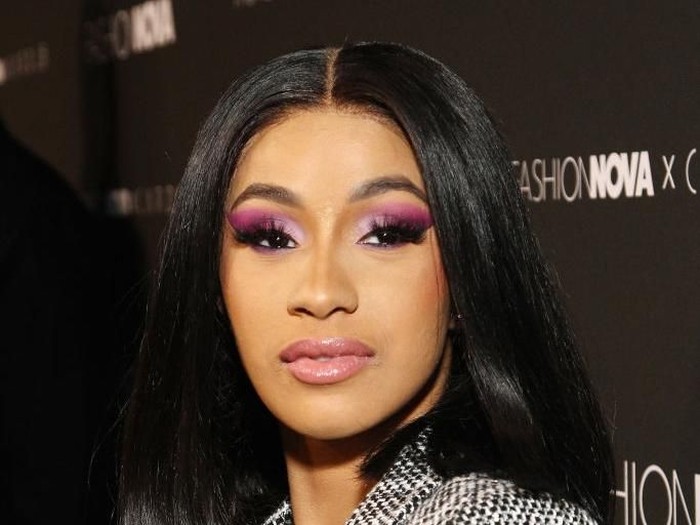 Cardi b 18 фото