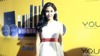 Vanesha tampil cantik menawan dengan dress putih di acara tersebut. Pool/Ismail/detikFoto.