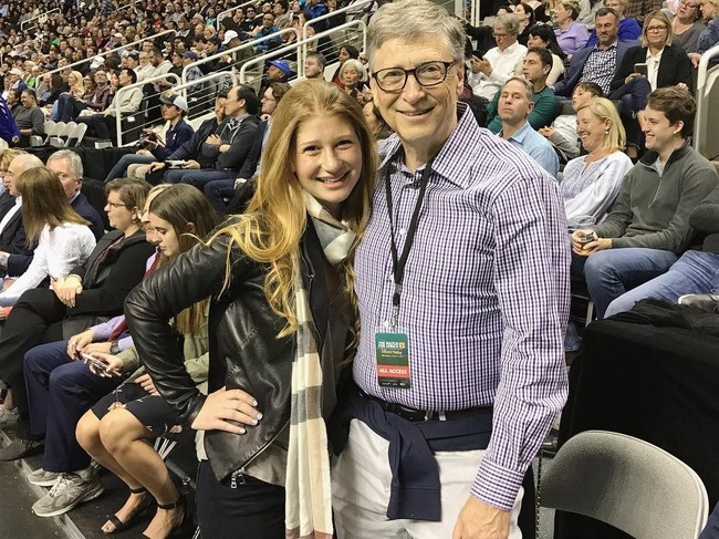 Ini Jennifer Gates, putri pengusaha IT tajir melintir Bill Gates dan Melinda Gates. Jennifer adalah putri pertama Bill. Beginilah kehidupan salah satu anak terkaya di dunia ini.  Foto: dok. Instagram
