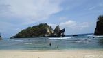 Foto: Pantai Atuh, Pantai Cantik Tersembunyi di Nusa Penida