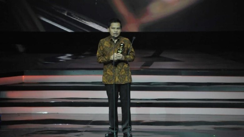 Raih Penghargaan, MPR Apresiasi Peran Media untuk Kesatuan Bangsa Raih Penghargaan, MPR Apresiasi Peran Media untuk Kesatuan Bangsa