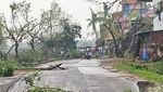 11 Orang Tewas Diterjang Topan Gaja di India