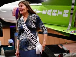 Penganut Bumi Datar Berkumpul Memantapkan Keyakinannya