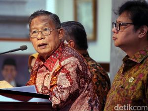 Ramai Ritel Tutup, Darmin: Dunia Sedang Berubah