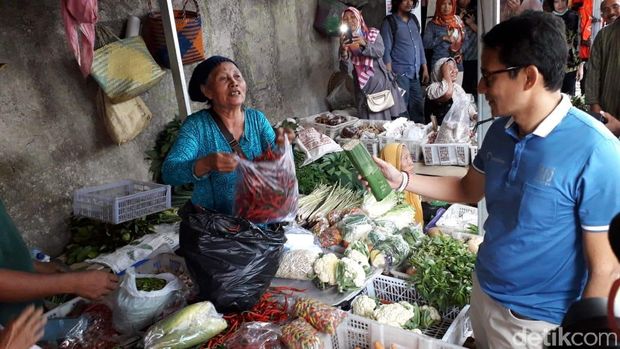 Sandiaga Uno di Pasar Stan, Sleman. 