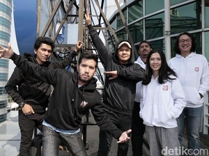 Payung Teduh Bercerita Soal Perjalanan dalam Video Klip Sebuah Lagu