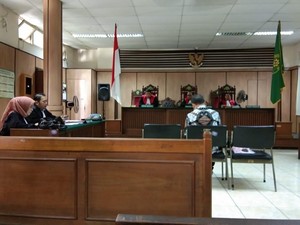 Bagi-bagi Minyak Goreng, Caleg Perindo Dituntut Setahun Penjara
