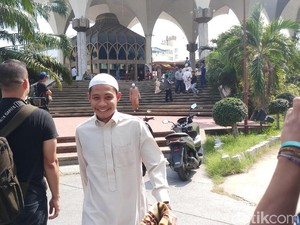 Piala AFF 2018: Timnas Sholat Jumat di Negeri Gajah Putih
