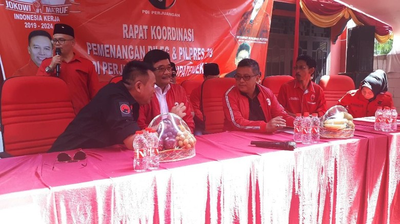 PDIP Targetkan 60 Persen Suara Jokowi-Maruf di Bekasi PDIP Targetkan 60 Persen Suara Jokowi-Maruf di Bekasi