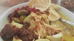 Habis Olahraga Paling Mantap Sarapan Lontong Kari yang Gurih Pedas