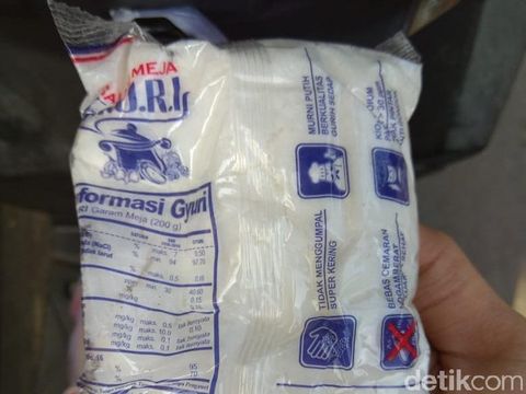 satu kantong garam