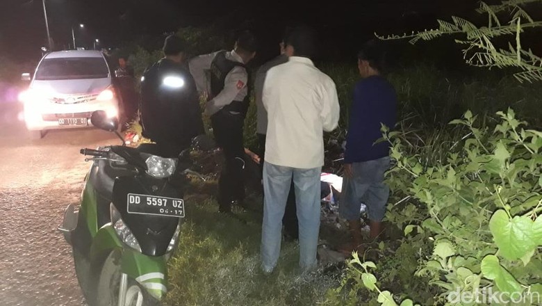 Jenazah Bayi Ditemukan di Tempat Sampah di Makassar Jenazah Bayi Ditemukan di Tempat Sampah di Makassar