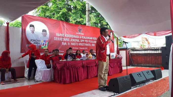 Djarot Minta Caleg PDIP Tidak Rebutan Lahan Suara di Dapil