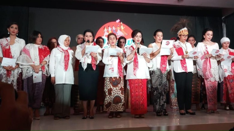 Pertiwi Deklarasi Dukung Jokowi, Erick Thohir hingga Bamsoet Hadir Pertiwi Deklarasi Dukung Jokowi, Erick Thohir hingga Bamsoet Hadir