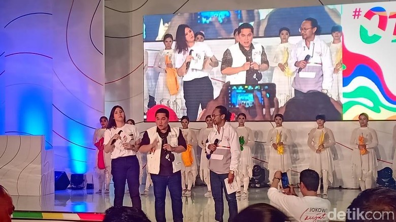 Gaet Milenial, Tim Jokowi Luncurkan dan Jual Merchandise Anak Muda Gaet Milenial, Tim Jokowi Luncurkan dan Jual Merchandise Anak Muda