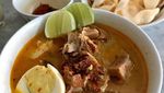 Habis Olahraga Paling Mantap Sarapan Lontong Kari yang Gurih Pedas