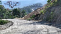 Proyek ini memiliki skup pengerjaan earth work, aspalt concrete binder course dan bio engineering. Teknologi yang dilakukan manajemen dilapangan menggunakan penggambaran cross section menggunakan land desktop selain itu efisiensi proyek dilakukan dengan pemanfaatan material sekitar untuk material embankment, sub base, dan base. Pool/PT Wijaya Karya Tbk.