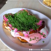 Nongkrong Seru Sambil Makan Roti Bakar Enak di 5 Tempat Ini
