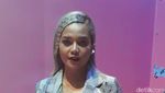 Gaya Rambut Citra Scholastika Nyentrik Banget!
