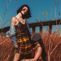 Tanda lahirku adalah bagian besar dalam hidupku. Itu membuatku unik dan diingat yang mana sangat penting dalam karier yang aku pilih, kata Cassandra. Foto: Instagram/@cassandranaud