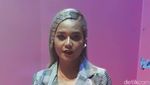Gaya Rambut Citra Scholastika Nyentrik Banget!