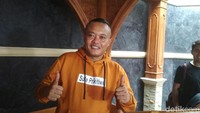 Curhat Sule soal kehidupannya juga mengungkapkan saat ini tak ingin dekat dengan siapapun terlebih dahulu.  Foto: Hanif Hawari/ detikHOT