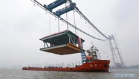 Jembatan ini membentang sepanjang 1.700 meter di sepanjang Sungai Yangtze di Wuhan. Istimewa/Xinhuanet.