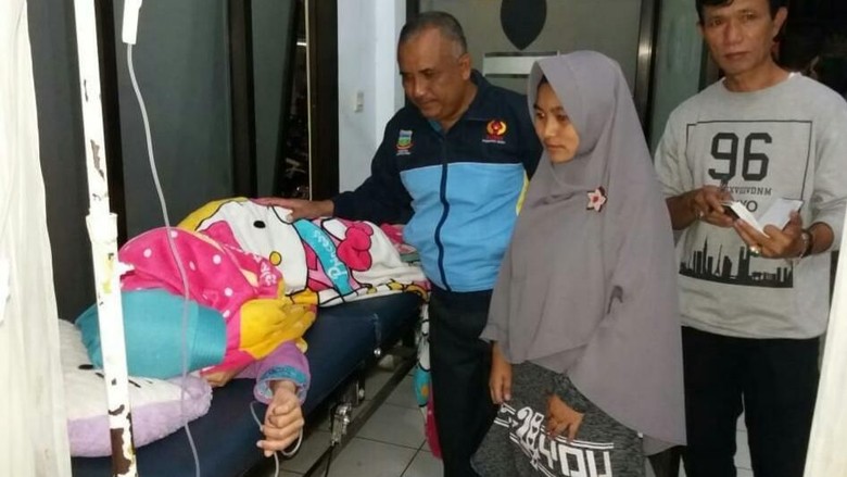 Puluhan Santri di Garut Keracunan Diduga Usai Santap Seblak Puluhan Santri di Garut Keracunan Diduga Usai Santap Seblak