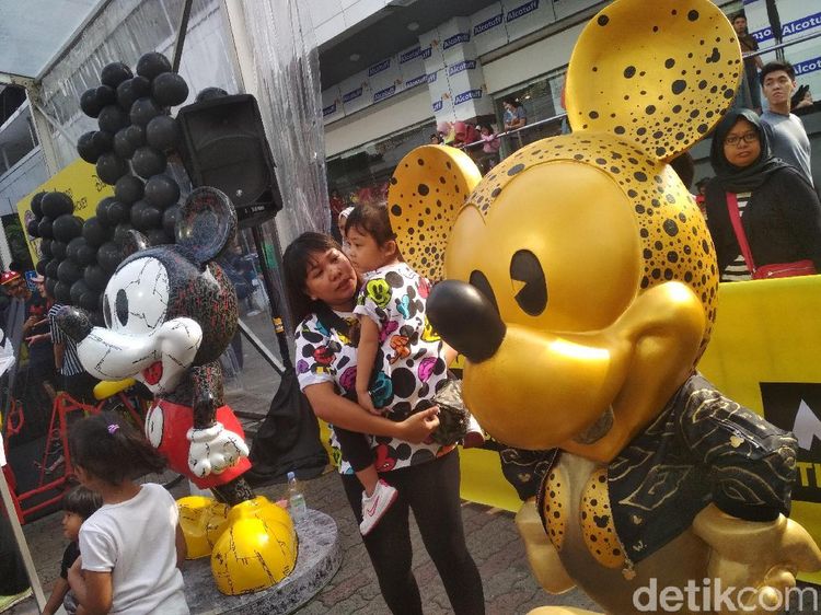 Selamat Ulang Tahun Mickey Mouse yang ke-90