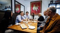 Di Pastaggio Italian Eatery, Justin mencoba banyak hidangan Italia enak. Kira-kira mana yang jadi favoritnya ya? Foto: Instagram justinpjtrudeau
