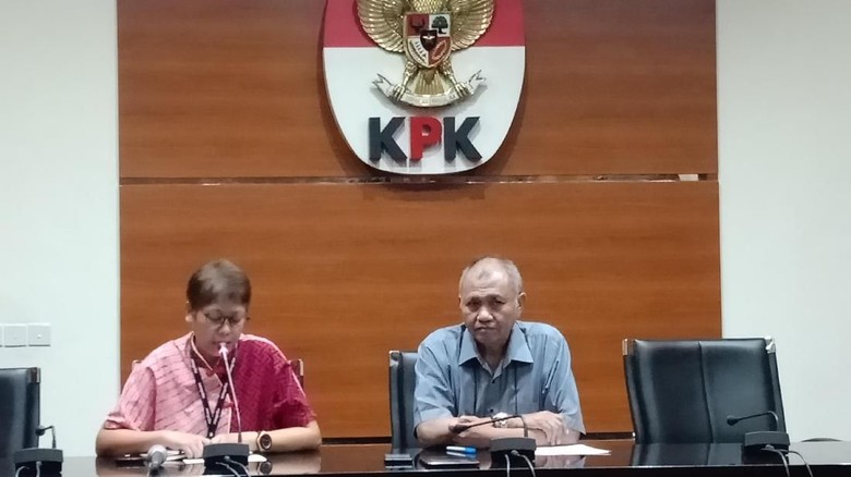 Begini Kronologi Penangkapan Bupati Pakpak Bharat Begini Kronologi Penangkapan Bupati Pakpak Bharat