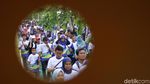Gaya Rini Soemarno Jalan Sehat Bareng Arcandra dan Sofyan Basir