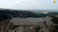 Saat ini dari 7,3 juta hektar lahan irigasi, hanya sekitar 11% yang mendapatkan pasokan air dari bendungan. Nantinya setelah 65 bendungan rampung, daerah irigasi yang akan dipasok airnya dari bendungan akan bertambah menjadi 19-20%,” kata Basuki. Istimewa/PUPR.