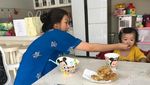 Mungilnya Thalia Onsu Saat Makan, Masak hingga Panen Sayuran