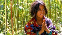 Asal usul penduduk Desa Malana pun masih tanda tanya. Ada yang menyebutkan, bahwa leluhur mereka adalah pasukan Iskandar Agung seorang raja Kekaisaran Makedonia, sebuah negara di daerah timur laut Yunani (Jenny Matthews/Alamy)