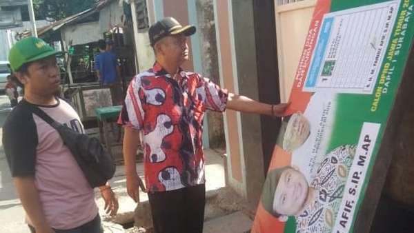 Panwas Sebut Pembacokan Saat Pasang APK Karena Tanpa Izin Panwas Sebut Pembacokan Saat Pasang APK Karena Tanpa Izin
