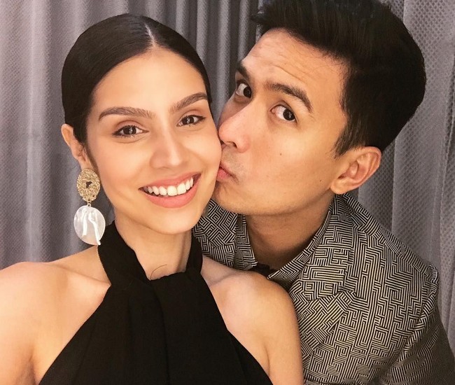 Kecupan mesra Christian Bautista untuk Kat Ramnani. So sweet! Foto: Instagram/@xtianbautista, @katramnani