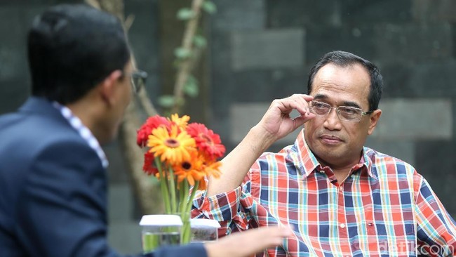 Tarif Batas Atas Tiket Pesawat Turun Hari Ini