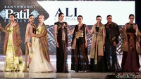 Para desainer dan perajin batik Banyuwangi yang ambil bagian dalam festival ini seperti Isyam Syamsi dengan Batik Seblang, Ocha Laros dengan Batik Sayuwiwit, Sanet Sabintang dengan Batik Sekar Kedaton, dan Amuzaki Fahim dengan Batik Pringgokusumo.