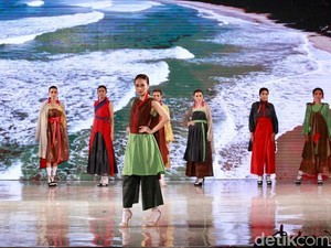 Etalase Keindahan Mahakarya Hadir di Banyuwangi Batik Festival